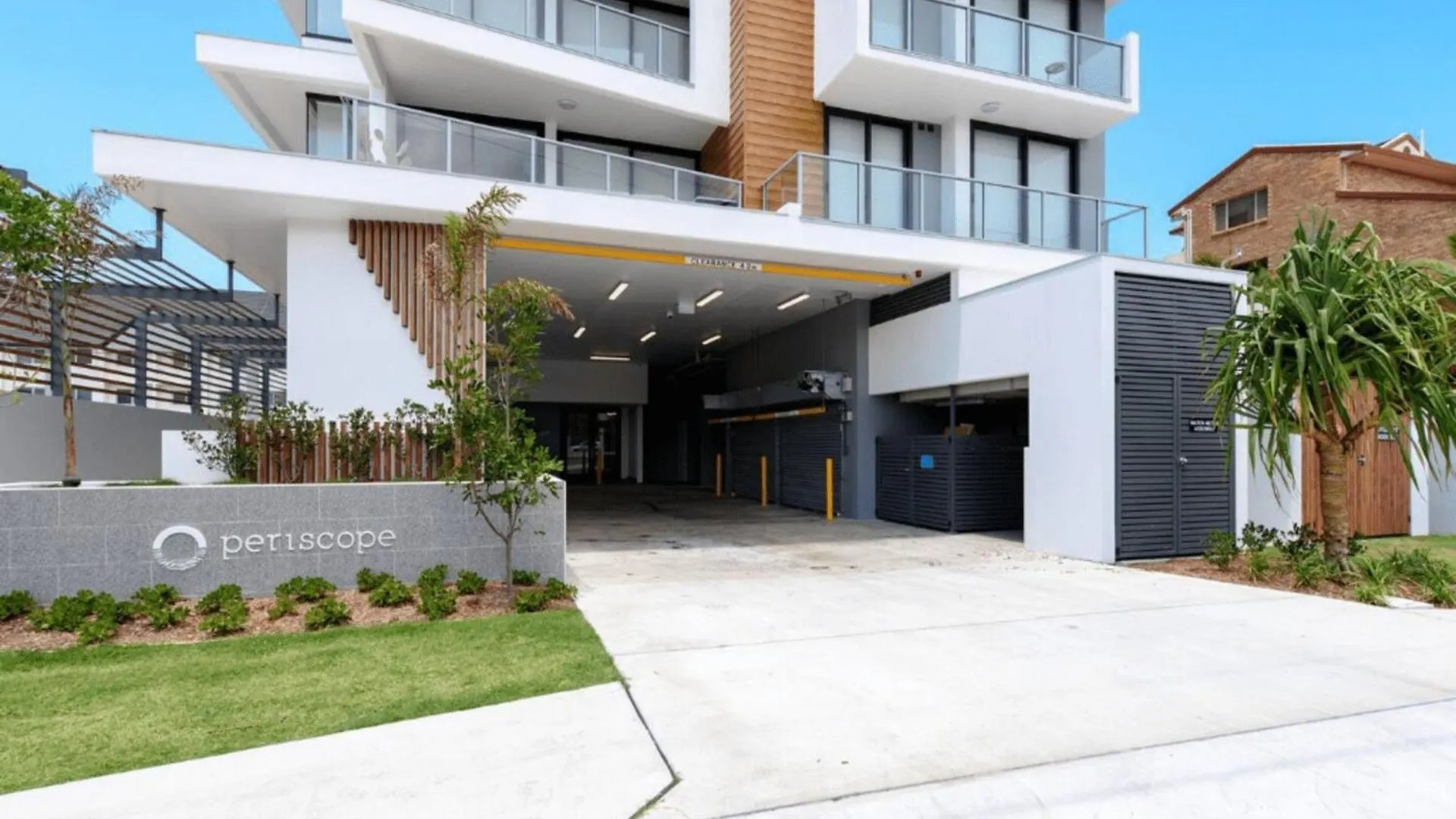 Palm Beach Escape With Rooftop Pool - Coasthm Gold Coast Apartment